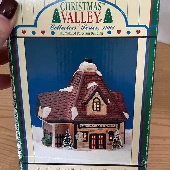 Christmas Valley Village Orig Collectors Series East Market Union Building 1991 - Picture 9 of 14